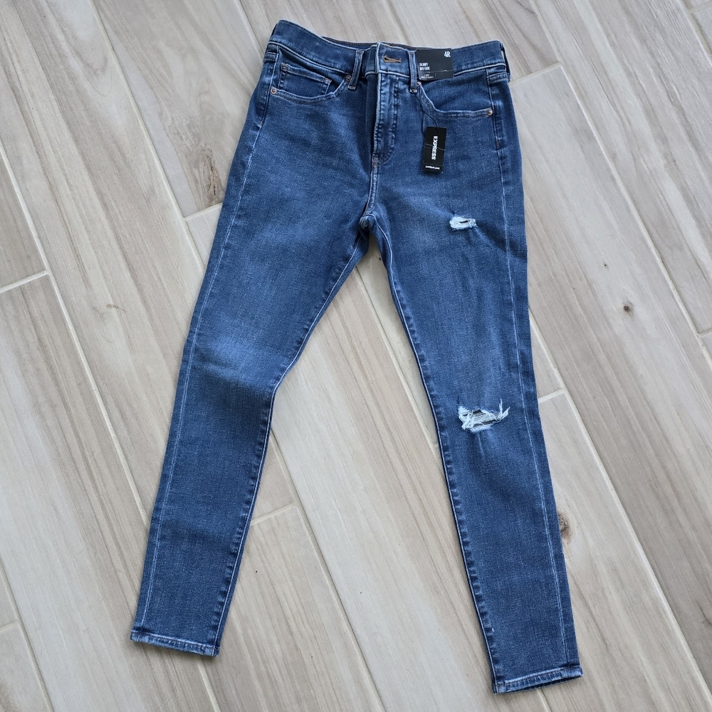 🆕️ NWT Express mid rise skinny jean size 4 reg